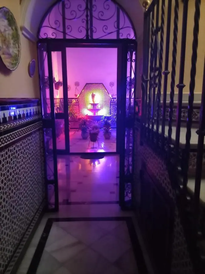Triana Los Principes Seville Homestay